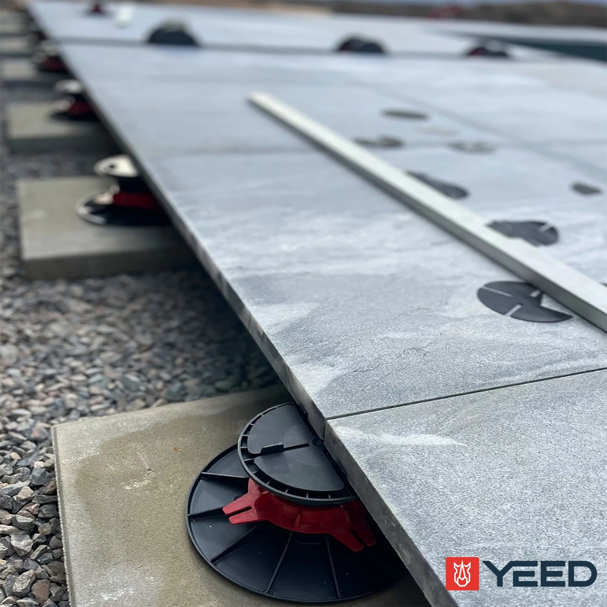 wsporniki pod plyty tarasowe 